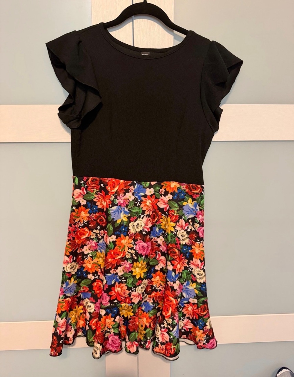 SHEIN Ruffle Sleeve Floral Skirt Fit and Flare